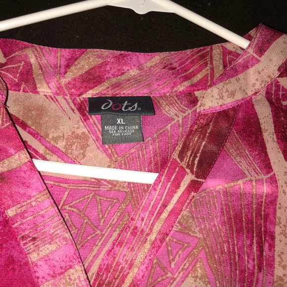 Shirt - Picture 3 of 4